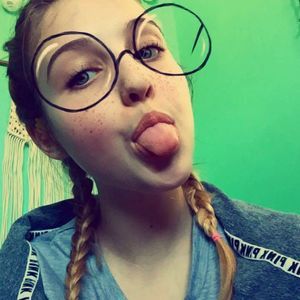 Meet your Posher, Shayna